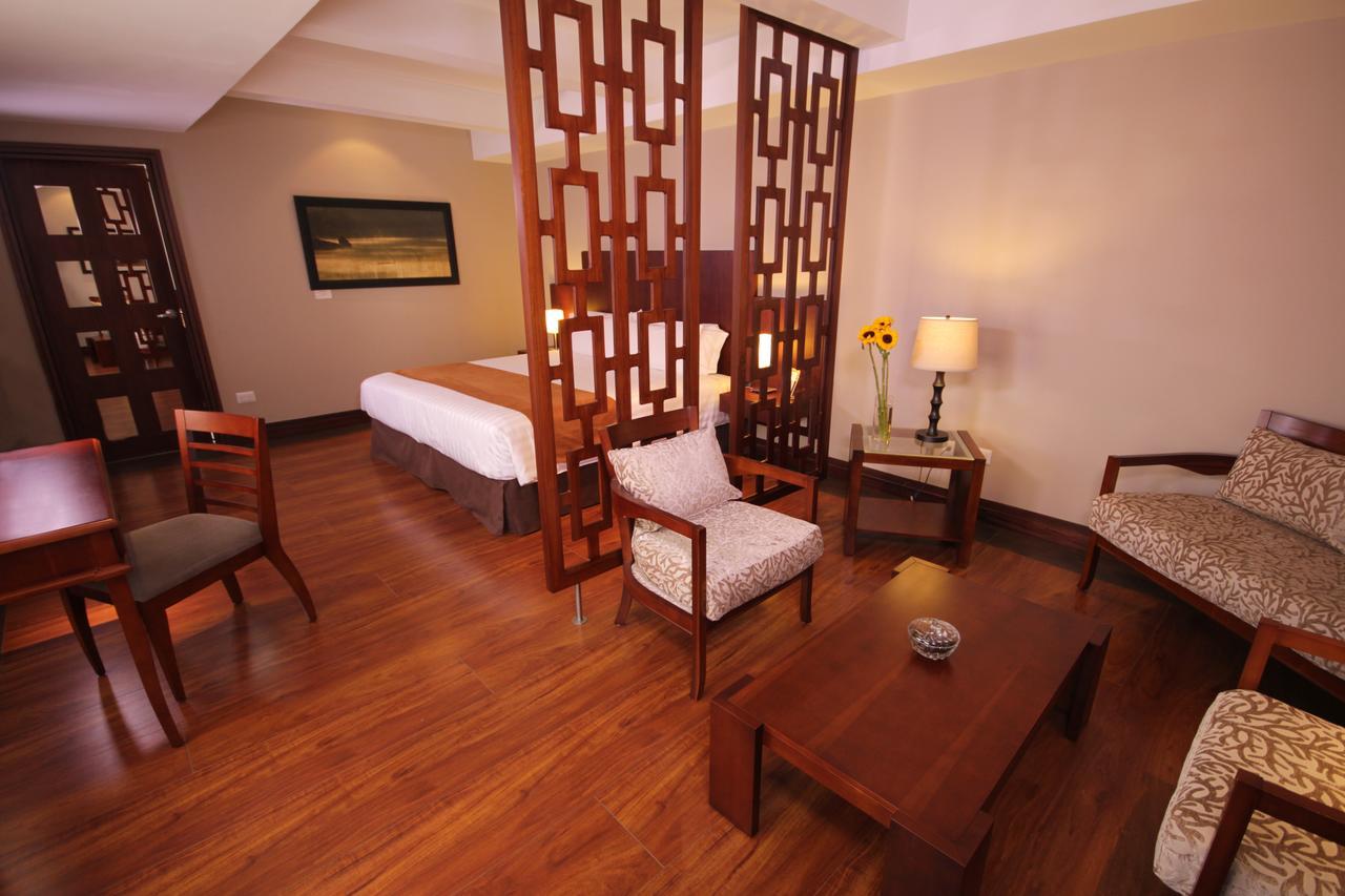 Parc Royale Suites Hotel Cuenca Zewnętrze zdjęcie