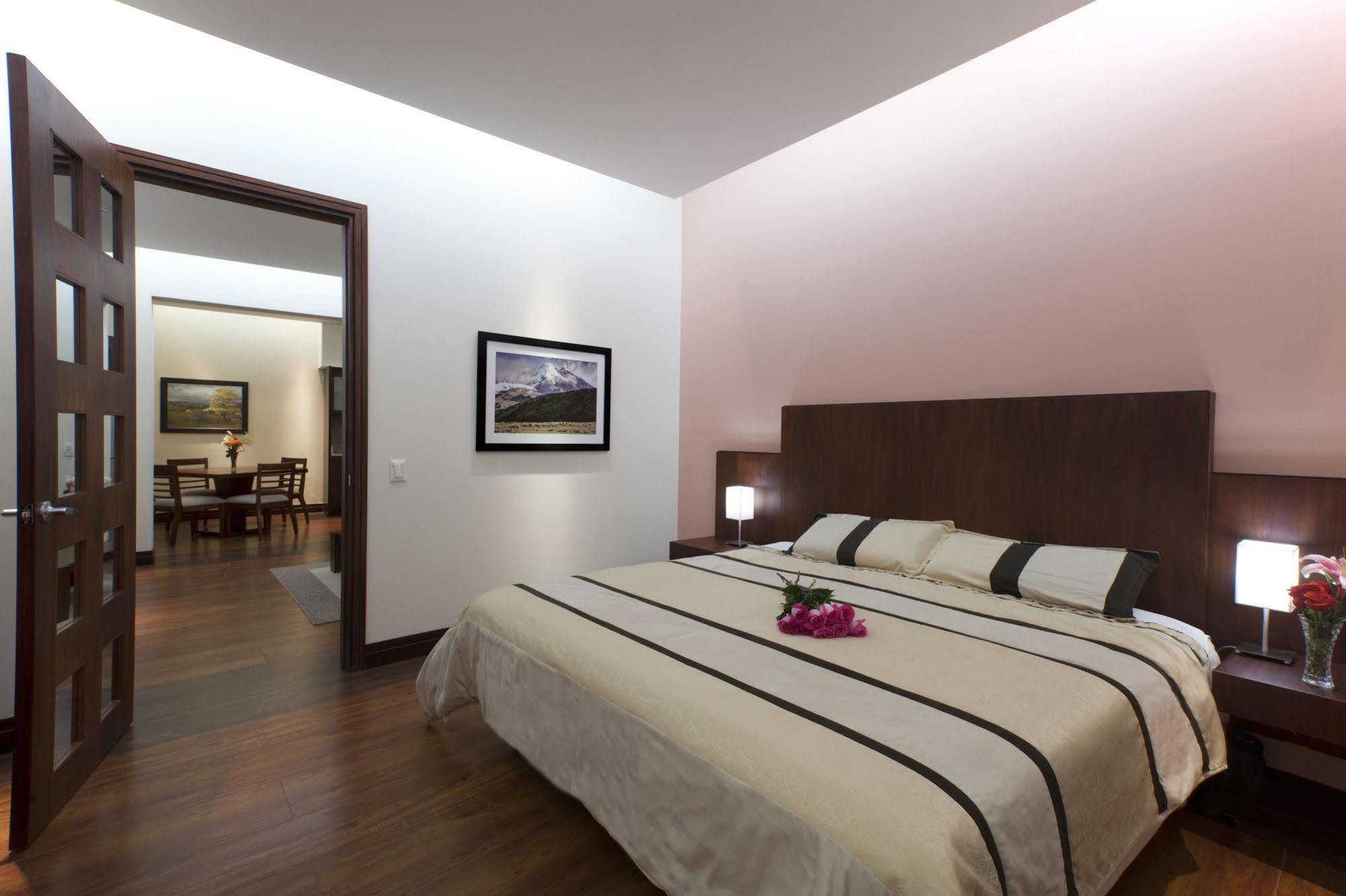 Parc Royale Suites Hotel Cuenca Zewnętrze zdjęcie